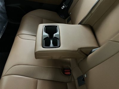 2026 Toyota CROWN ESTATE — миниатюра 29