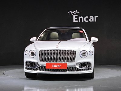 BENTLEY FLYING SPUR - 2