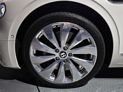 BENTLEY FLYING SPUR - 6