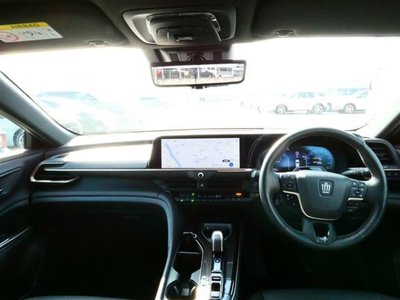 TOYOTA CROWN SPORT - 2