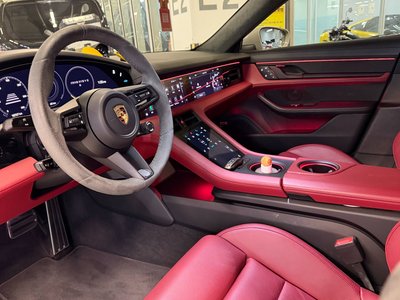 2022 Porsche TAYCAN photo 4