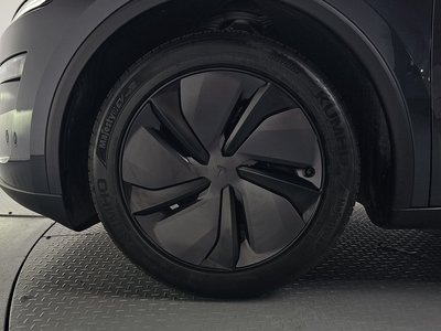 TESLA MODEL Y - 6