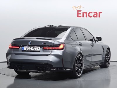 2023 BMW M3 photo 4