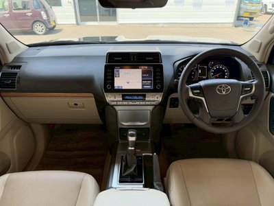 TOYOTA LAND CRUISER PRADO - 2