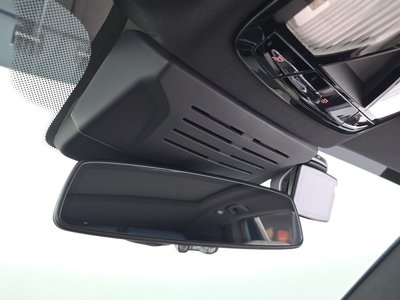 2025 BMW X5 — миниатюра 28