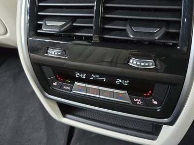 2025 BMW X5 — миниатюра 32