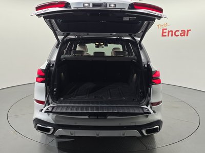 2025 BMW X5 — миниатюра 26