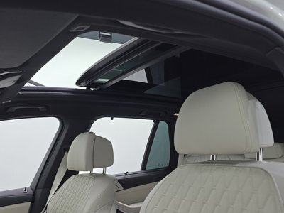 2025 BMW X5 — миниатюра 23