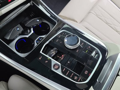 2025 BMW X5 — миниатюра 12