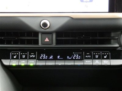 2025 Toyota CROWN SPORT photo 5