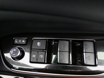 صورة مصغرة 33 لـ 2025 Toyota CROWN SPORT