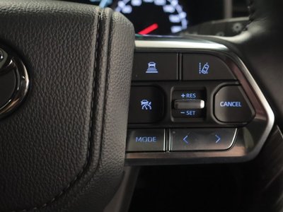 TOYOTA LAND CRUISER 300 - 8