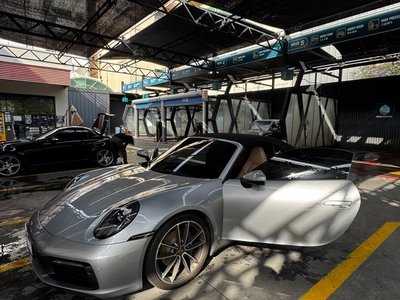 PORSCHE 911 - 7