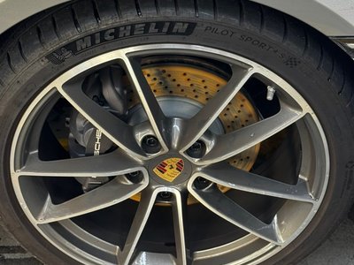 PORSCHE 911 - 6