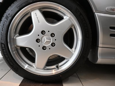 MERCEDES-BENZ SL - 10