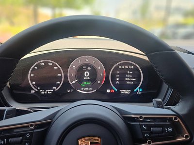 PORSCHE CAYENNE - 8