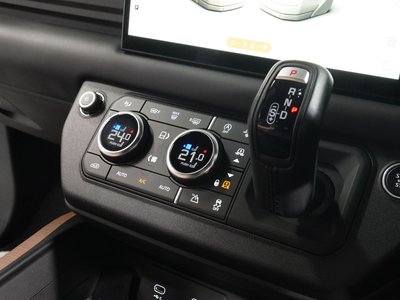 LAND ROVER DEFENDER 2022 thumbnail 13