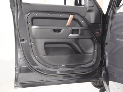 LAND ROVER DEFENDER 2022 thumbnail 30