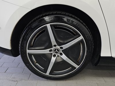 MERCEDES-BENZ EQE - 6