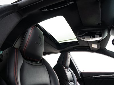 صورة 7 لـ 2021 Maserati GHIBLI
