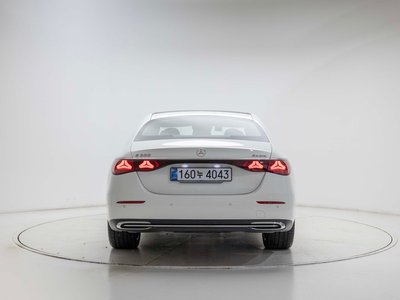 MERCEDES-BENZ E-CLASS - 3