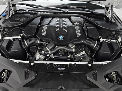 صورة 7 لـ 2024 BMW 8 SERIES