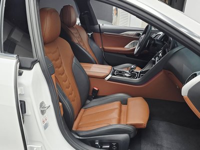 2024 BMW 8 SERIES thumbnail 16