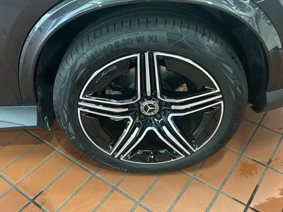 MERCEDES-BENZ GLC - 4