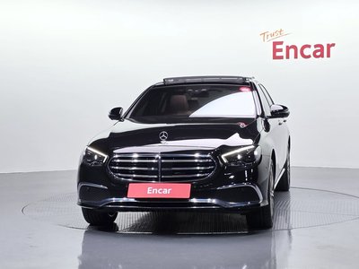 MERCEDES-BENZ E-CLASS - 2