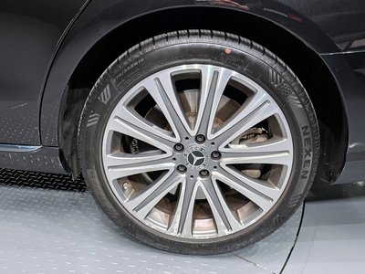 MERCEDES-BENZ E-CLASS - 8