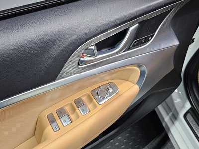 2021 Genesis THE NEW G70 — миниатюра 26