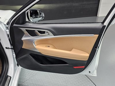 2021 Genesis THE NEW G70 — миниатюра 14