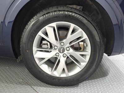 2022 Genesis GV70 photo 8