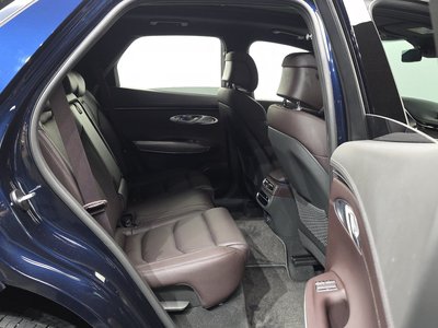 2022 Genesis GV70 — миниатюра 18