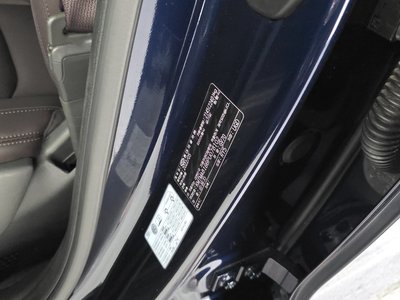 2022 Genesis GV70 — миниатюра 28