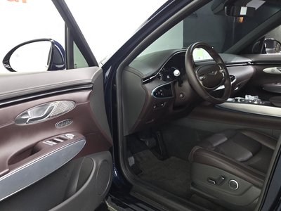 2022 Genesis GV70 — миниатюра 13