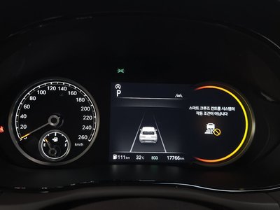 2022 Genesis GV70 — миниатюра 11