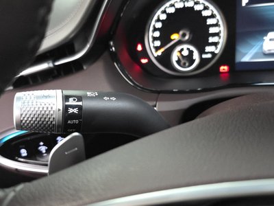 2022 Genesis GV70 — миниатюра 30