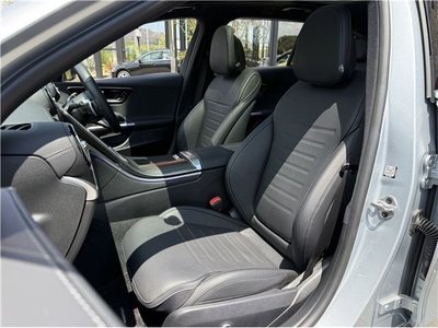 2022 Mercedes-BENZ C-CLASS thumbnail 28