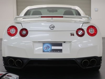 NISSAN GT-R - 6