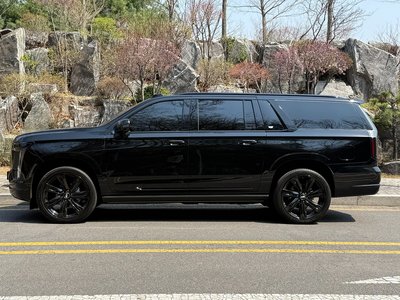 CADILLAC ESCALADE - 5