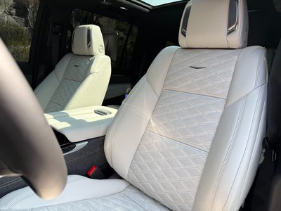 CADILLAC ESCALADE - 9