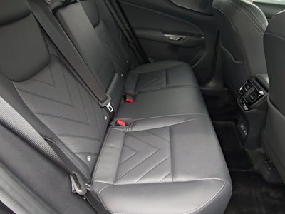 2023 Lexus NX — миниатюра 25