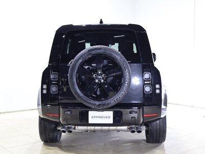 LAND ROVER DEFENDER - 7