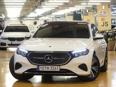 MERCEDES-BENZ E-CLASS - 2