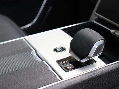 2025 LAND Rover RANGE ROVER — миниатюра 14