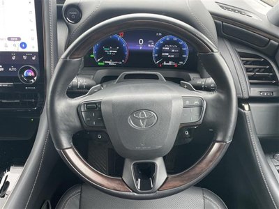 2024 Toyota ALPHARD photo 8