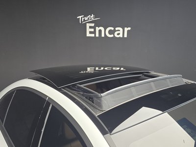 2025 Mercedes-BENZ E-CLASS — миниатюра 24