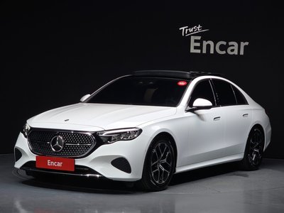 صورة 1 لـ 2025 Mercedes-BENZ E-CLASS