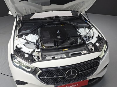 صورة 7 لـ 2025 Mercedes-BENZ E-CLASS